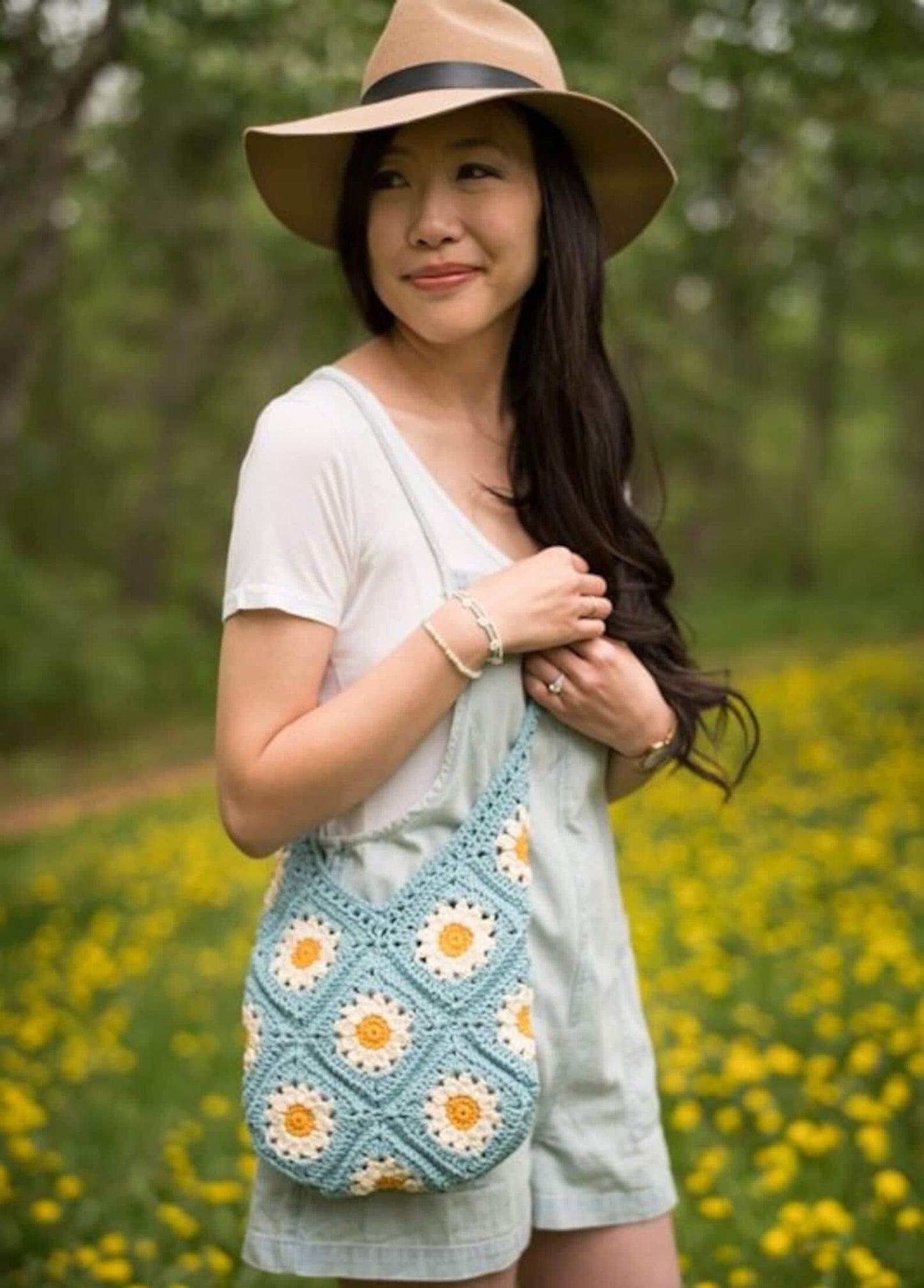 Summer Days Daisy Bag Crochet Pattern